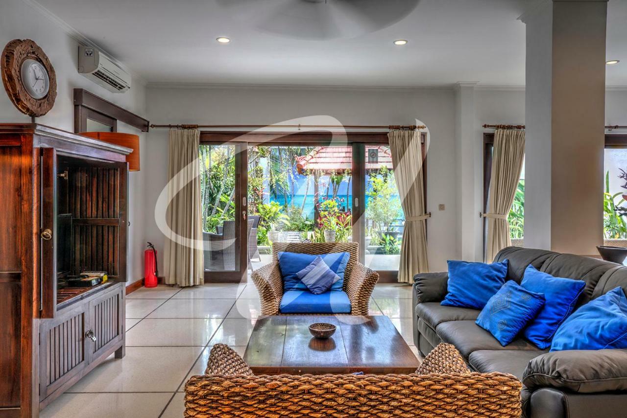 Vila Ultima Bali เซมินยัค ภายนอก รูปภาพ